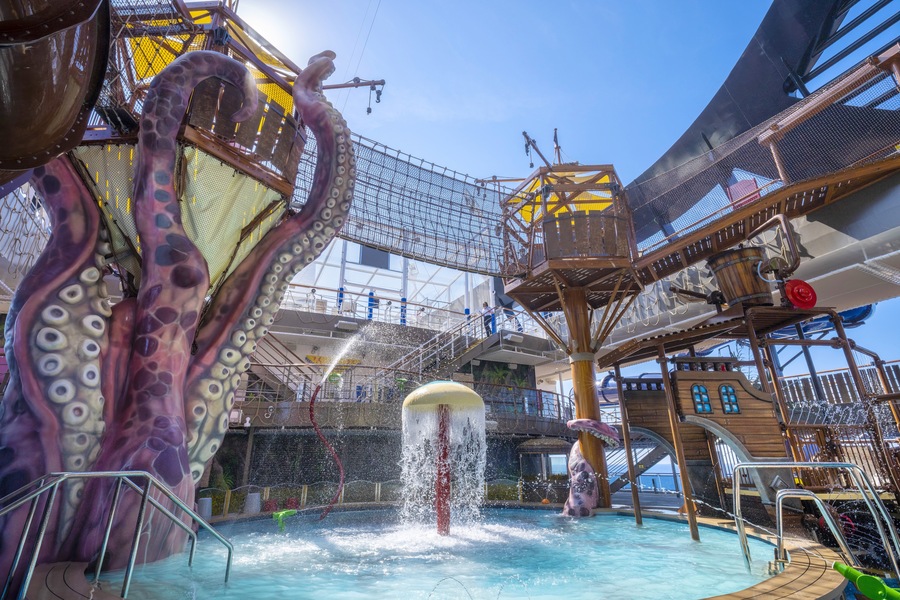 MSC Cruises MSC Seashore Pirates Cove Aquapark 3.jpg
